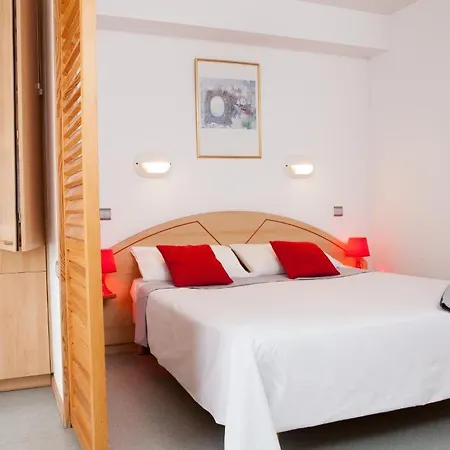 Azureva Appart hôtel 3*