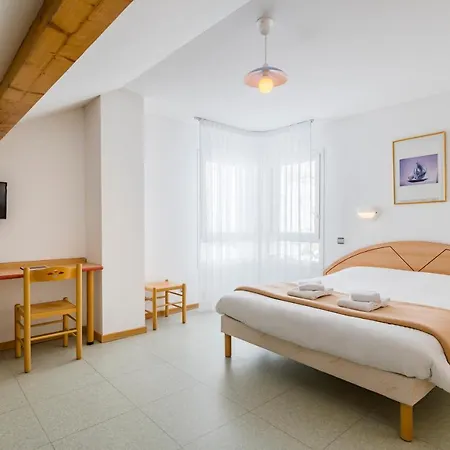 Ξενοδοχείο με διαμερίσματα Azureva Club 3*