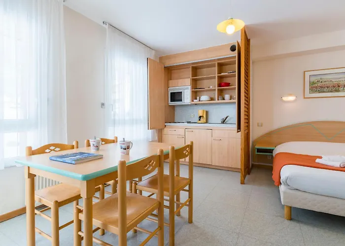 아파트호텔 Azureva Club